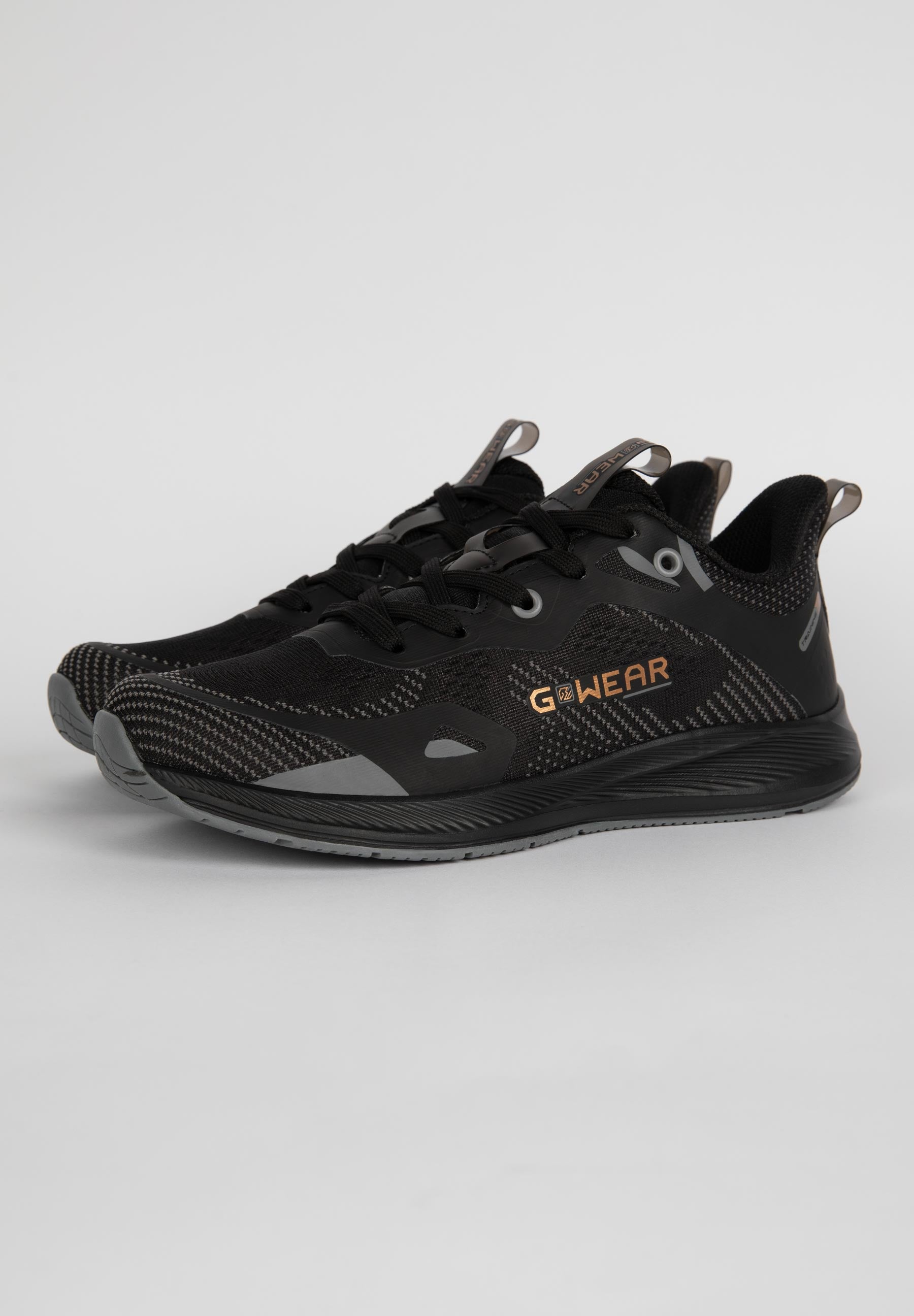 Gwear Essential Training Shoes - Kaikki värit